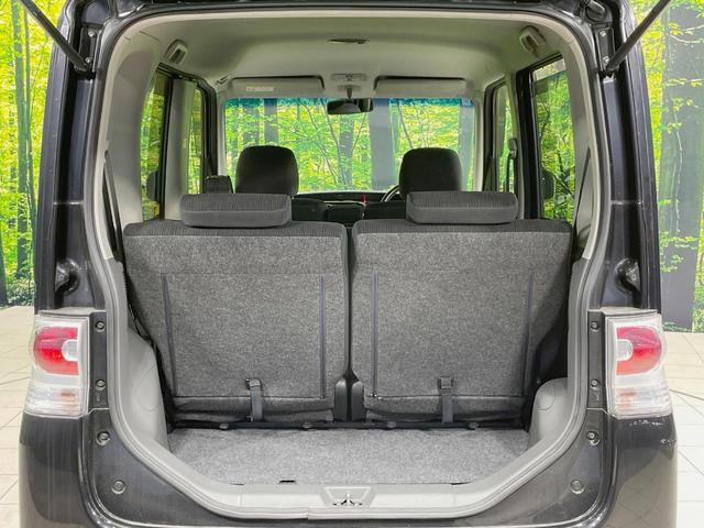 タント カスタムXリミテッド 電動スライドドア 禁煙車 キーフリーシステム HIDヘッドライト 純正14インチアルミホイール オートエアコン 革巻きステアリング ベンチシート アームレスト(34枚目)