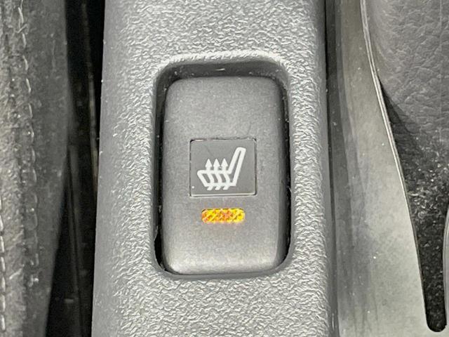 コペン GR スポーツ 5速MT車 純正ナビ 禁煙車 MOMO製革巻きステアリング BBS16インチアルミ シートヒーター LEDヘッドライト スマートキー オートエアコン オートライト Bluetooth再生 ETC(6枚目)