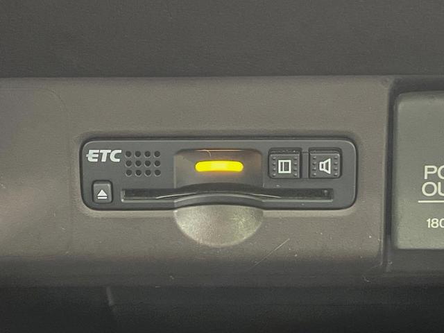 N-ONE プレミアム 純正ナビ バックカメラ あんしんパッケージ 禁煙車 スマートキー オートエアコン Bluetooth再生 ETC スマートキー オートライト 2トーン 革巻きステアリング 純正14インチアルミ(6枚目)