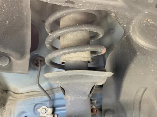 N-ONE プレミアム 純正ナビ バックカメラ あんしんパッケージ 禁煙車 スマートキー オートエアコン Bluetooth再生 ETC スマートキー オートライト 2トーン 革巻きステアリング 純正14インチアルミ(20枚目)