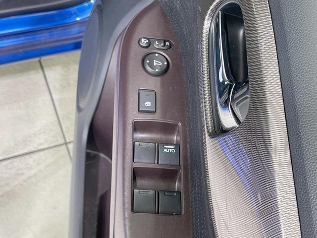 N-ONE プレミアム 純正ナビ バックカメラ あんしんパッケージ 禁煙車 スマートキー オートエアコン Bluetooth再生 ETC スマートキー オートライト 2トーン 革巻きステアリング 純正14インチアルミ(48枚目)