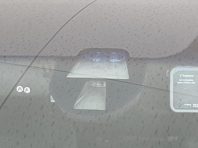 フィットハイブリッド Fパッケージ 純正ナビ バックカメラ シティブレーキアクティブ 禁煙車 ドラレコ スマートキー ETC オートエアコン Bluetooth再生 ステアリングスイッチ アームレスト シートリフター(5枚目)