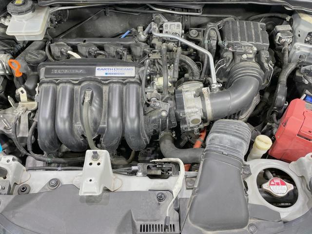 フィットハイブリッド Fパッケージ 純正ナビ バックカメラ シティブレーキアクティブ 禁煙車 ドラレコ スマートキー ETC オートエアコン Bluetooth再生 ステアリングスイッチ アームレスト シートリフター(18枚目)