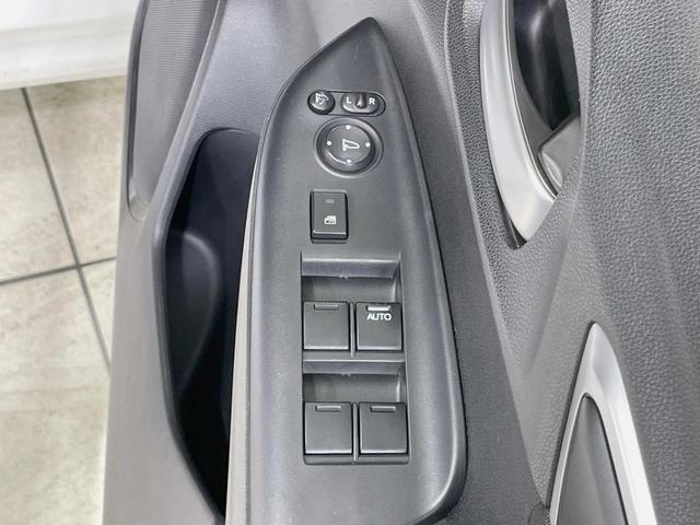 フィットハイブリッド Fパッケージ 純正ナビ バックカメラ シティブレーキアクティブ 禁煙車 ドラレコ スマートキー ETC オートエアコン Bluetooth再生 ステアリングスイッチ アームレスト シートリフター(49枚目)