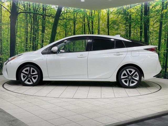 プリウス Ａプレミアム　ツーリングセレクション　禁煙車　純正９型ナビ　セーフティセンス　黒革シート　ＡＣ１００Ｖ　ヘッドアップディスプレイ　シートヒーター　ブラインドスポットモニター　パーキングアシスト　パワーシート　ドライブレコーダー　ＥＴＣ（33枚目）