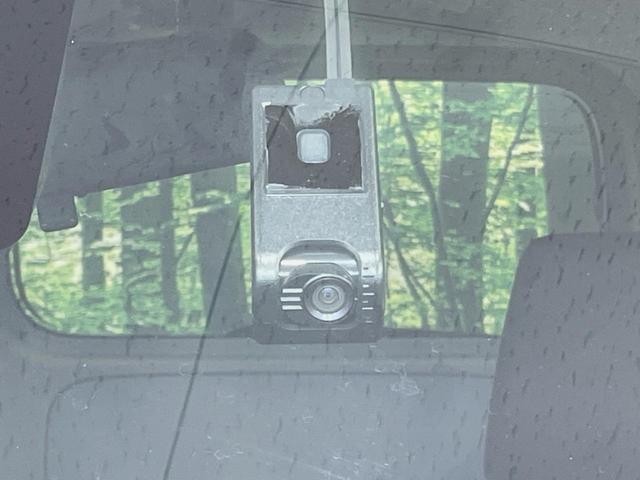 タンク カスタムＧ　Ｓ　禁煙車　純正ＳＤナビ　両側電動スライドドア　スマートアシスト　バックカメラ　Ｂｌｕｅｔｏｏｔｈ接続　クルーズコントロール　ＬＥＤヘッドライト　ドライブレコーダー　ステアリングスイッチ　スマートキー（7枚目）