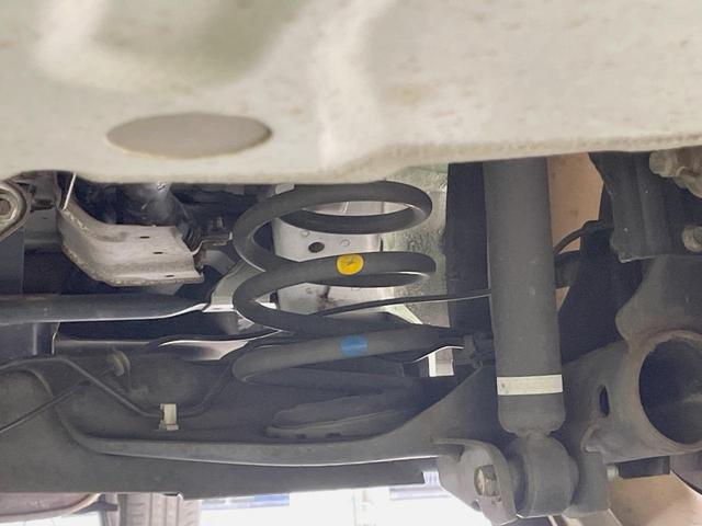 セレナ ハイウェイスター　Ｓ－ハイブリッド　ＡＬＰＩＮＥ８型ナビ　フリップダウンモニター　両側電動スライドドア　バックカメラ　Ｂｌｕｅｔｏｏｔｈ再生　フルセグＴＶ　クルーズコントロール　ＥＴＣ　スマートキー　純正１６インチアルミ（21枚目）