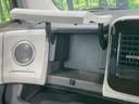 X 純正ナビ 禁煙車 Bluetooth再生 フルセグTV スマートキー オートエアコン ETC 革巻きステアリング 純正14インチアルミ アイドリングストップ ベンチシート アームレスト DVD再生(43枚目)