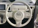 ステアリングも使用感が少なく、きれいな状態となっております♪