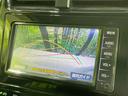 プリウス Sセーフティプラス 純正ナビ バックカメラ セーフティセンス 禁煙車 ドラレコ コーナーセンサー スマートキー LEDヘッドライト ETC 純正15インチアルミ オートハイビーム 車線逸脱警報 オートライト(4枚目)