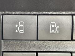 �ڥϥ󥺥ե꡼��ǽ�դ�ξ¦�ѥ���饤�ɥɥ��ۥ��饤�ɥɥ��β���­�������Ƥ��������ȡ���ưŪ�˥��饤�ɥɥ������Ĥ��ޤ�����ʪ��ξ�꤬�դ����ä����֤Ǥ⡢�ɥ��γ��Ĥ��Ǥ��ƤȤäƤ������� 6