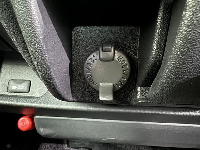 ハイエースバン スーパーＧＬ　ダークプライムＩＩ　メモリーナビ　ＬＥＤヘッドランプ　ミュージックプレイヤー接続可　バックカメラ　１００Ｖ電源　盗難防止システム　衝突被害軽減システム（19枚目）