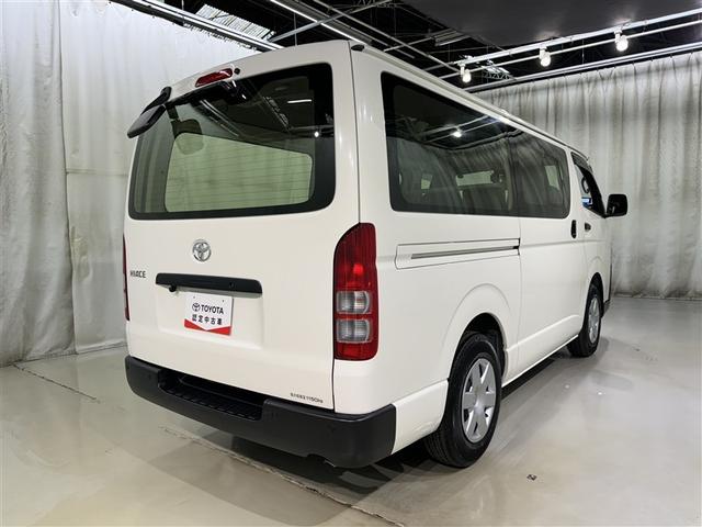 ハイエースバン DX メモリーナビ CD DVD再生 LEDヘッドランプ ドライブレコーダー 衝突被害軽減システム 盗難防止システム(5枚目)