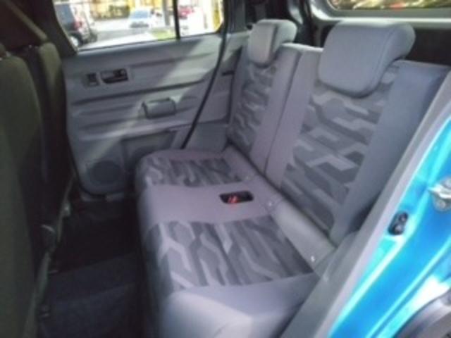 【車内清掃】お客様に気持ちよく見て頂けるよう展示車両は常に綺麗に仕上げております！