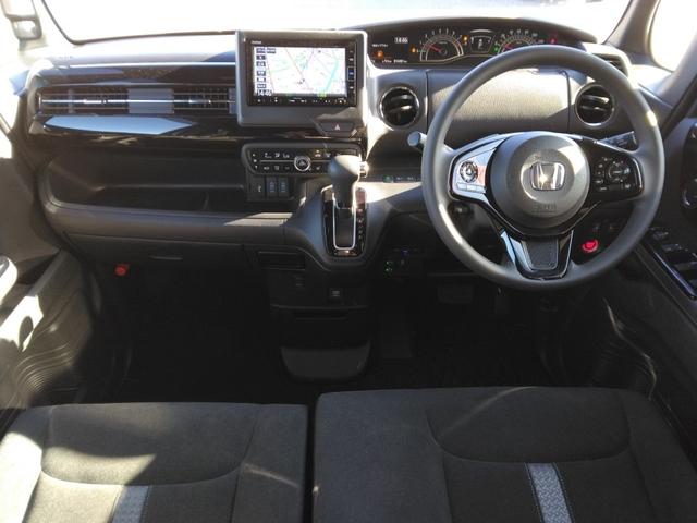 N-BOXカスタム L /両側電動スライド/禁煙/ナビTV/後期/バックカメラ/ドライブレコーダー/ETC/衝突軽減ブレーキ/前席シートヒーター/レーダークルーズ(8枚目)