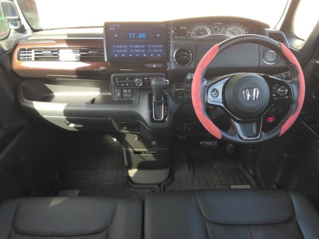 Ｎ－ＢＯＸカスタム Ｌ・ターボコーディネートスタイル　ツートン／黒革／両側電動スライド／ディスプレイオーディオ／Ｂｌｕｅｔｏｏｔｈ／後期／ＬＥＤ／バックカメラ／衝突軽減ブレーキ／前席シートヒーター（8枚目）