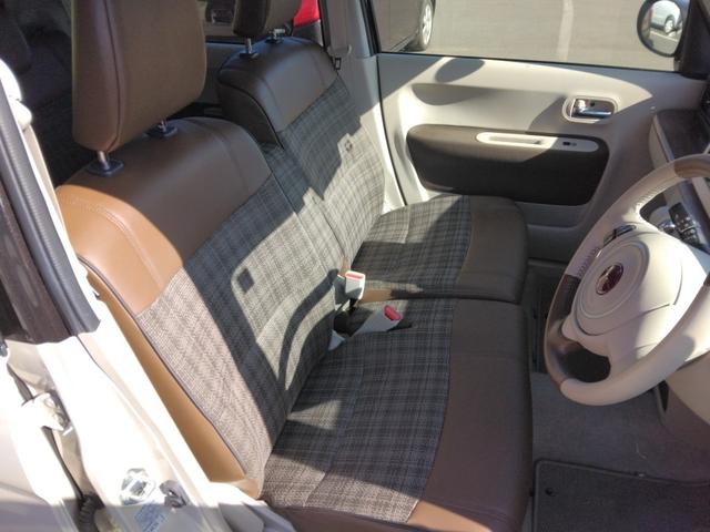 アルトラパンLC X ツートン/半革/禁煙/ナビTV/LED/衝突軽減ブレーキ/前席シートヒーター/スマートキー/イモビライザー/オートライト/オートエアコン(9枚目)