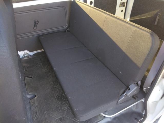 ハイゼットカーゴ ＤＸ　ＳＡＩＩＩ　４ＷＤ／ナビＴＶ／Ｂｌｕｅｔｏｏｔｈ／１オーナー／ＬＥＤ／ＥＴＣ／衝突軽減ブレーキ／ＤＶＤ再生／オートマチックハイビーム／アイドリングストップ（10枚目）