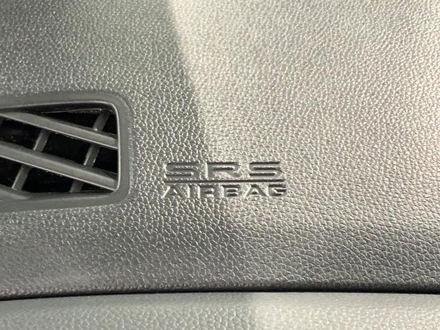 フィットハイブリッド Ｌホンダセンシング　いまコレ＋新品マット付ＨｏｎｄａＳＥＮＳＩＮＧ　誤発進抑制　横滑り防止　ドライブレコーダー　カーテンエアバッグ　セキュリティーアラーム　地デジＴＶ　パワーステアリング　ナビＴＶ　ＤＶＤ再生　記録簿（22枚目）