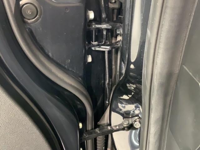 フィットハイブリッド Ｌホンダセンシング　いまコレ＋新品マット付ＨｏｎｄａＳＥＮＳＩＮＧ　誤発進抑制　横滑り防止　ドライブレコーダー　カーテンエアバッグ　セキュリティーアラーム　地デジＴＶ　パワーステアリング　ナビＴＶ　ＤＶＤ再生　記録簿（42枚目）