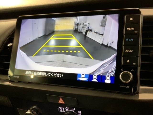 フィット e:HEVホーム HSENSING 新車保証 試乗車 ワンオ-ナ- 前後誤発進抑制機能 助手席エアバッグ 運転席エアバッグ 1オナ LEDライト USB接続 バックカメラ ABS サイドエアバッグ フルセグTV 記録簿(7枚目)