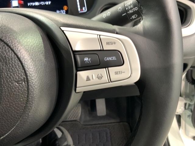 フィット e:HEVホーム HSENSING 新車保証 試乗車 ワンオ-ナ- 前後誤発進抑制機能 助手席エアバッグ 運転席エアバッグ 1オナ LEDライト USB接続 バックカメラ ABS サイドエアバッグ フルセグTV 記録簿(11枚目)