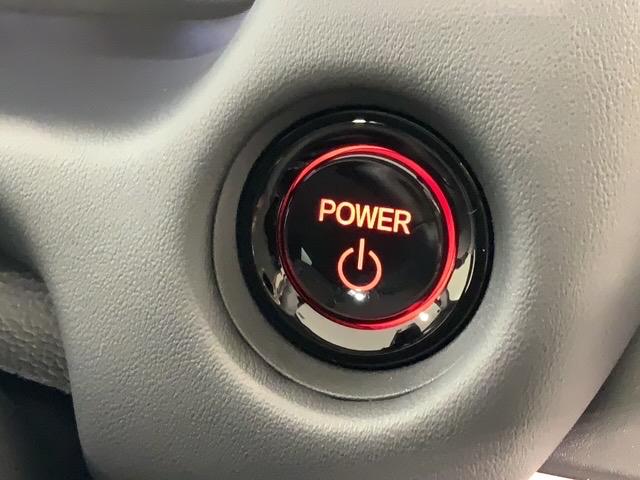 フィット e:HEVホーム HSENSING 新車保証 試乗車 ワンオ-ナ- 前後誤発進抑制機能 助手席エアバッグ 運転席エアバッグ 1オナ LEDライト USB接続 バックカメラ ABS サイドエアバッグ フルセグTV 記録簿(13枚目)