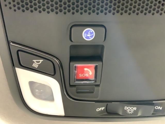 フィット e:HEVホーム HSENSING 新車保証 試乗車 ワンオ-ナ- 前後誤発進抑制機能 助手席エアバッグ 運転席エアバッグ 1オナ LEDライト USB接続 バックカメラ ABS サイドエアバッグ フルセグTV 記録簿(24枚目)