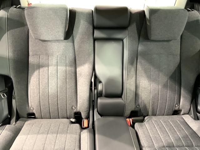 フィット e:HEVホーム HSENSING 新車保証 試乗車 ワンオ-ナ- 前後誤発進抑制機能 助手席エアバッグ 運転席エアバッグ 1オナ LEDライト USB接続 バックカメラ ABS サイドエアバッグ フルセグTV 記録簿(32枚目)