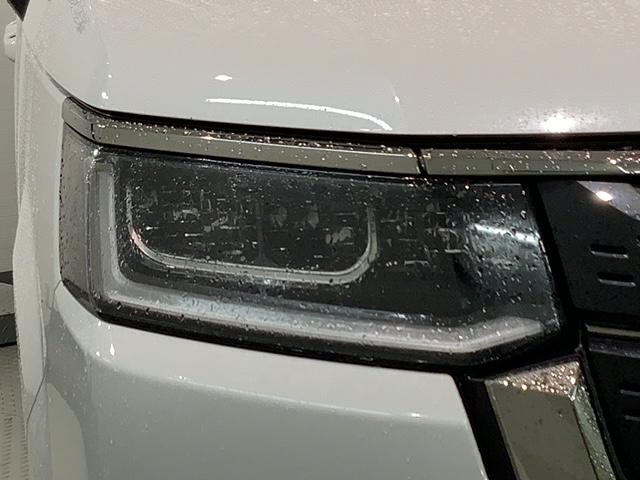 ステップワゴン ｅ：ＨＥＶスパーダ　ＨＳＥＮＳＩＮＧ　最長５年保証　ワンオ－ナ－　ナビＬＸＭ－２３７ＶＦＬｉ　ＴＶ　Ｒカメラ　ＣＤ録音　ＢＴオ－ディオ　ＤＶＤ　ドラレコ　ＥＴＣ　ＬＥＤライト　両側電動ドア　ＶＳＡ　シ－トヒ－タ－　ＥＳＣ（8枚目）