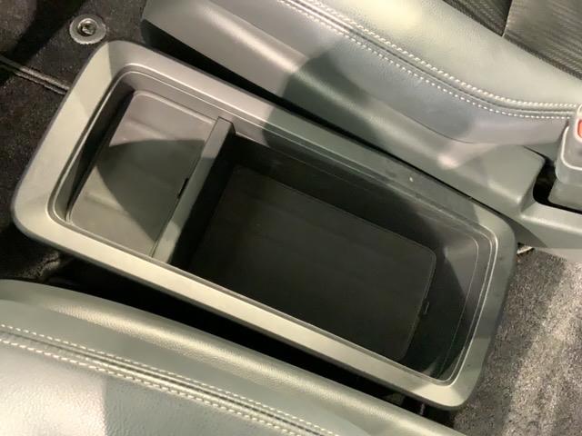 ステップワゴン ｅ：ＨＥＶスパーダ　ＨＳＥＮＳＩＮＧ　最長５年保証　ワンオ－ナ－　ナビＬＸＭ－２３７ＶＦＬｉ　ＴＶ　Ｒカメラ　ＣＤ録音　ＢＴオ－ディオ　ＤＶＤ　ドラレコ　ＥＴＣ　ＬＥＤライト　両側電動ドア　ＶＳＡ　シ－トヒ－タ－　ＥＳＣ（29枚目）