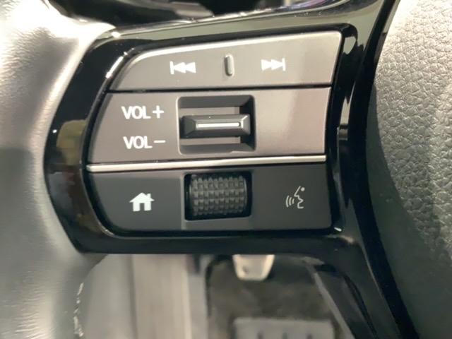 シビック ＬＸ　Ｈ　ＳＥＮＳＩＮＧ　最長５年保証　純正ナビ　ＣａｒＰｌａｙ　ＴＶ　Ｒカメラ　ＢＴオ－ディオ　ドラレコ　ＥＴＣ　ＬＥＤライト　ＶＳＡ　クルコン　アルミ　スマ－トキ－　スペアキ－　整備記録簿　Ｗエアバッグ（10枚目）