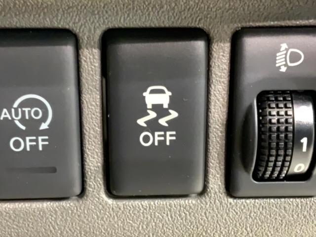 マーチ XVセレクション 1年保証 純正ナビ TV Rカメラ BTオ-ディオ 横滑り防止 スマ-トキ- スペアキ- 盗難防止装置 整備記録簿 ドアバイザ- Wエアバッグ エアコン VDC 地デジ バックカメラ スマートキー(11枚目)