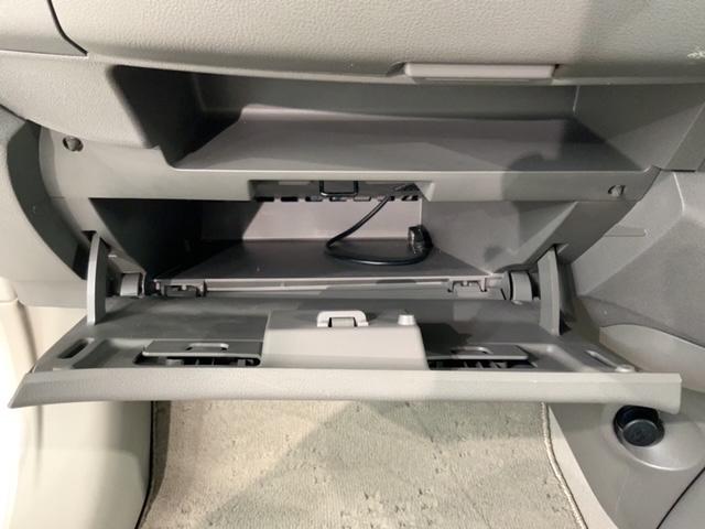 マーチ XVセレクション 1年保証 純正ナビ TV Rカメラ BTオ-ディオ 横滑り防止 スマ-トキ- スペアキ- 盗難防止装置 整備記録簿 ドアバイザ- Wエアバッグ エアコン VDC 地デジ バックカメラ スマートキー(26枚目)