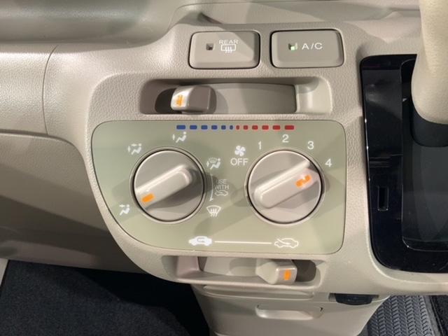 Ｎ－ＢＯＸ Ｇ　いまコレ＋新品マット付　保証付　ワンオ－ナ－　ナビ　ＴＶ　ＥＴＣ　ＶＳＡ　アルミ　スマ－トキ－　盗難防止装置　整備記録簿　スペアキ－　ドアバイザ－　ベンチシ－ト　Ｗエアバッグ　スマキ－（8枚目）