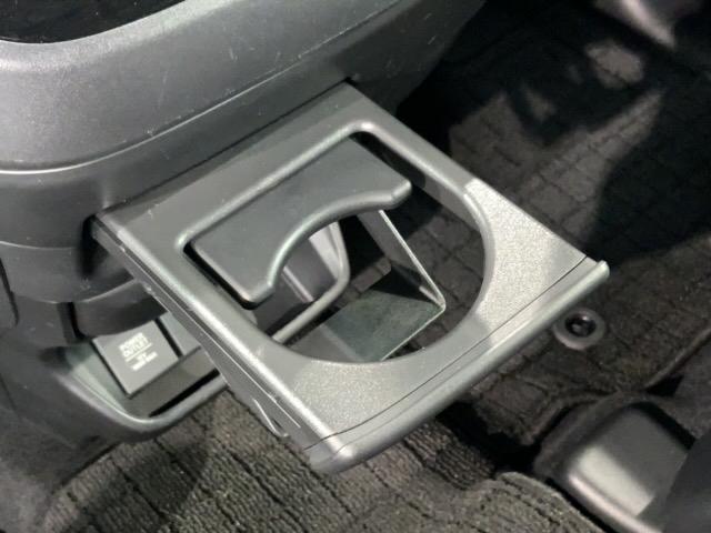 フリードハイブリッド ハイブリッド・Gホンダセンシング 最長5年保証 ワンオーナー ナビVXM-217VFNi TV Rカメラ CD録音 BTオ-ディオ DVD ETC LEDライト 両側電動ドア VSA シ-トヒ-タ- クルコン スマ-トキ- スペアキ-(29枚目)