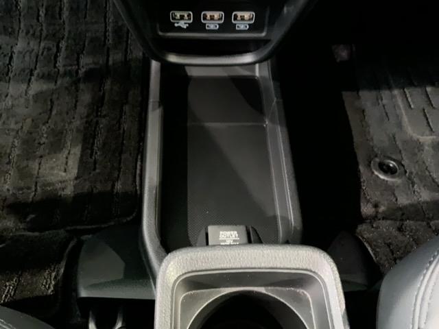 Ｎ－ＯＮＥ オリジナル　Ｈ　ＳＥＮＳＩＮＧ　最長５年保証　ワンオーナー　ナビＶＸＭ－２１４ＶＦｉ　ＴＶ　Ｒカメラ　ＣＤ録音　ＢＴオ－ディオ　ＤＶＤ　ドラレコ　ＥＴＣ　ＬＥＤライト　ＶＳＡ　クルコン　スマ－トキ－　盗難防止装置（30枚目）