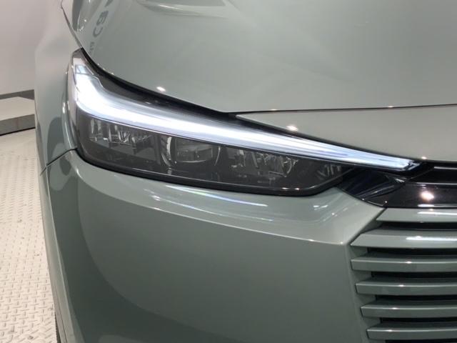 ヴェゼル ｅ：ＨＥＶＺ　ＨＳＥＮＳＩＮＧ　最長５年保証　ワンオーナ－　純正ナビ　ＴＶ　Ｒカメラ　ＢＴオーディオ　ＥＴＣ　ＬＥＤライト　フォグライト　ＶＳＡ　シ－トヒ－タ－　クルコン　アルミ　スマ－トキ－　盗難防止装置　１オナ（8枚目）