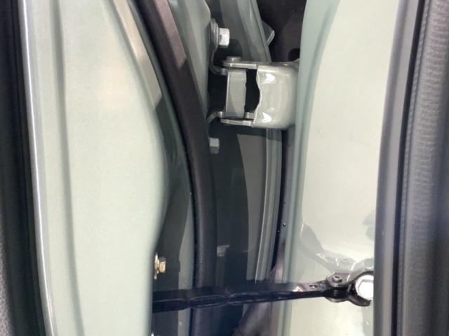 ヴェゼル ｅ：ＨＥＶＺ　ＨＳＥＮＳＩＮＧ　最長５年保証　ワンオーナ－　純正ナビ　ＴＶ　Ｒカメラ　ＢＴオーディオ　ＥＴＣ　ＬＥＤライト　フォグライト　ＶＳＡ　シ－トヒ－タ－　クルコン　アルミ　スマ－トキ－　盗難防止装置　１オナ（39枚目）