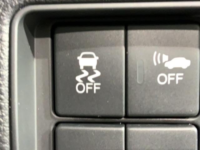 オデッセイハイブリッド ハイブリッドアブソルート・ＥＸホンダセンシング　最長５年保証　ナビＶＸＭ－２０７ＶＦＮｉ　ＴＶ　Ｒカメラ　マルチビュー　ＣＤ録音　ＢＴオ－ディオ　ＤＶＤ　ＥＴＣ　ＬＥＤライト　ＶＳＡ　両側電動ドア　シートヒーター　クルコン　アルミ　フォグ　ＡＡＣ（14枚目）