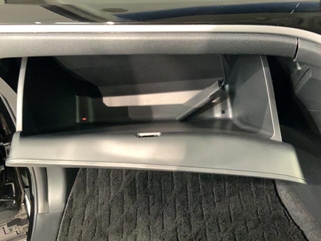 オデッセイハイブリッド ハイブリッドアブソルート・ＥＸホンダセンシング　最長５年保証　ナビＶＸＭ－２０７ＶＦＮｉ　ＴＶ　Ｒカメラ　マルチビュー　ＣＤ録音　ＢＴオ－ディオ　ＤＶＤ　ＥＴＣ　ＬＥＤライト　ＶＳＡ　両側電動ドア　シートヒーター　クルコン　アルミ　フォグ　ＡＡＣ（26枚目）