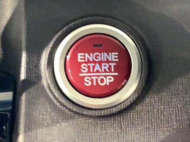 Ｎ－ＯＮＥ プレミアムツアラー　２ト－ン　１年保証　ワンオーナー　ナビＶＸＭ－１２８ＶＳＸｉ　ＴＶ　Ｒカメラ　ＤＶＤ　ＥＴＣ　ＨＩＤ　ＶＳＡ　アルミ　フォグ　ベンチシート　ドアバイザー　スマートキー　盗難防止装置　整備記録簿　ＡＡＣ（12枚目）