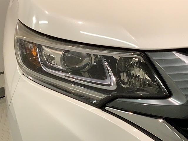 フリードハイブリッド ハイブリッド・Ｇホンダセンシング　４ＷＤ　１年保証　ワンオ－ナ－　純正ナビ　ＴＶ　Ｒカメラ　ＢＴオーディオ　ＤＶＤ　ＥＴＣ　ＬＥＤライト　フォグライト　ＶＳＡ　両側電動　クルコン　アルミ　スマ－トキ－　整備記録簿　ドアバイザ－　禁煙（8枚目）