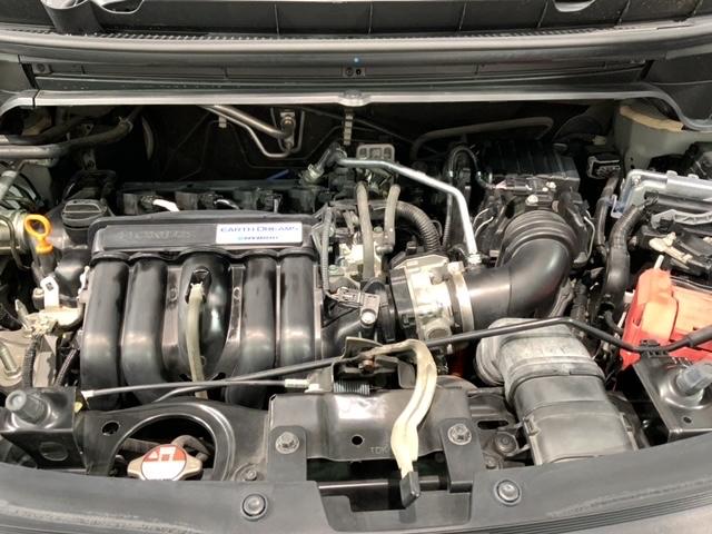 フリードハイブリッド ハイブリッド・Ｇホンダセンシング　４ＷＤ　１年保証　ワンオ－ナ－　純正ナビ　ＴＶ　Ｒカメラ　ＢＴオーディオ　ＤＶＤ　ＥＴＣ　ＬＥＤライト　フォグライト　ＶＳＡ　両側電動　クルコン　アルミ　スマ－トキ－　整備記録簿　ドアバイザ－　禁煙（41枚目）