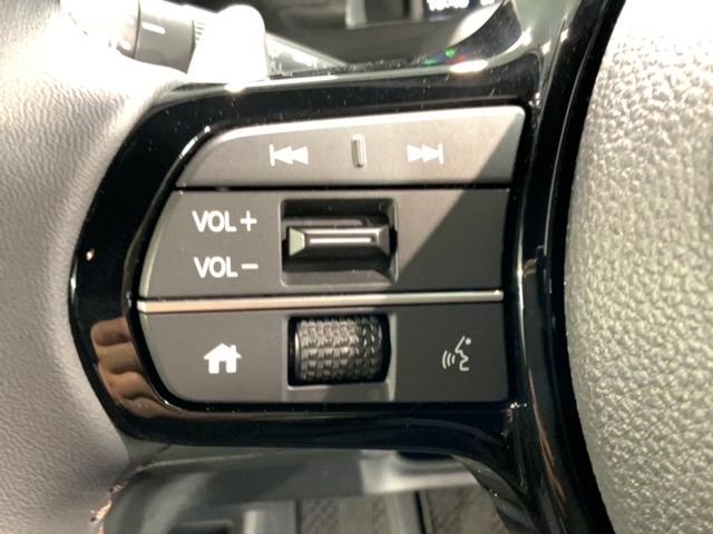 Ｎ－ＢＯＸカスタム ターボ　Ｈ　ＳＥＮＳＩＮＧ　新車保証　試乗車　ワンオ－ナ－　ナビＬＸＵ－２４２ＮＢｉ　ＴＶ　Ｒカメラ　ＣＤ録音　ＢＴオ－ディオ　ＤＶＤ　シ－トヒ－タ－　ＥＴＣ　ＬＥＤライト　両側電動ドア　ＶＳＡ　アルミ（10枚目）