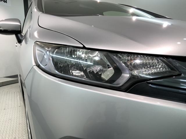 フィットハイブリッド Ｆパッケージ　保証付　ワンオ－ナ－　ナビＶＸＭ－１５２ＶＦｉ　ＴＶ　Ｒカメラ　ＣＤ録音　ＢＴオ－ディオ　ＤＶＤ　ＥＴＣ　ＶＳＡ　アルミ　スマ－トキ－　スペアキー　盗難防止装置　整備記録簿　ＡＡＣ　Ｗエアバッグ（7枚目）