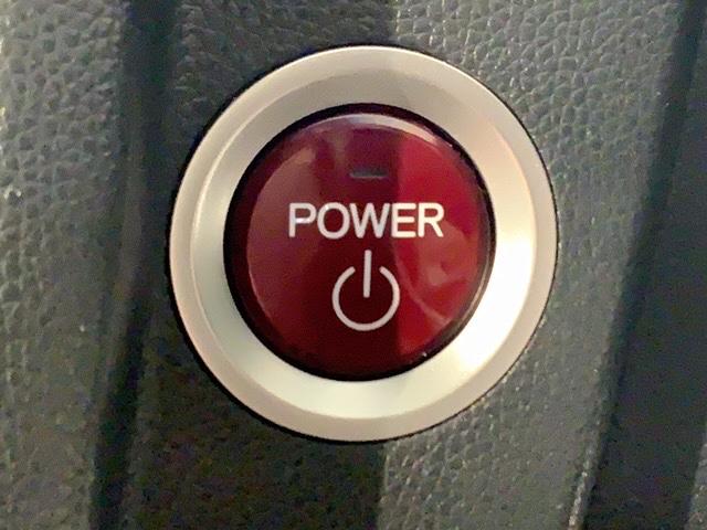 フィットハイブリッド Ｆパッケージ　保証付　ワンオ－ナ－　ナビＶＸＭ－１５２ＶＦｉ　ＴＶ　Ｒカメラ　ＣＤ録音　ＢＴオ－ディオ　ＤＶＤ　ＥＴＣ　ＶＳＡ　アルミ　スマ－トキ－　スペアキー　盗難防止装置　整備記録簿　ＡＡＣ　Ｗエアバッグ（13枚目）