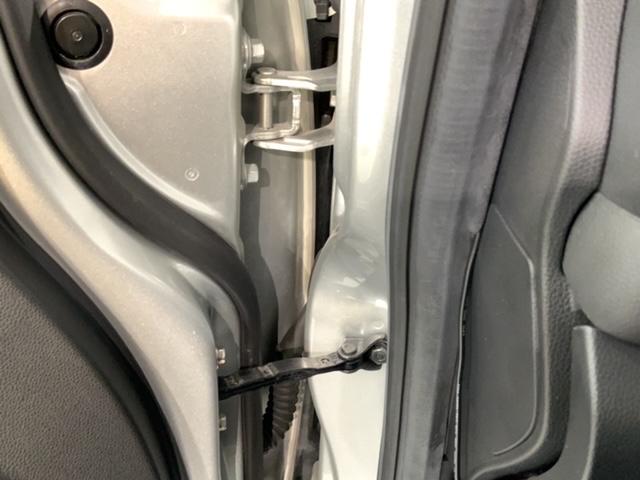 フィットハイブリッド Ｆパッケージ　保証付　ワンオ－ナ－　ナビＶＸＭ－１５２ＶＦｉ　ＴＶ　Ｒカメラ　ＣＤ録音　ＢＴオ－ディオ　ＤＶＤ　ＥＴＣ　ＶＳＡ　アルミ　スマ－トキ－　スペアキー　盗難防止装置　整備記録簿　ＡＡＣ　Ｗエアバッグ（43枚目）