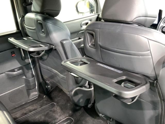 ステップワゴン ｅ：ＨＥＶスパーダ　Ｈ　ＳＥＮＳＩＮＧ　最長５年保証　ワンオ－ナ－　ナビＬＸＭ－２３７ＶＦＮｉ　ＴＶ　Ｒカメラ　ＣＤ録音　ＢＴオ－ディオ　ＤＶＤ　ドラレコ　Ｒモニタ－　ＥＴＣ　ＬＥＤライト　両側電動ドア　ＶＳＡ　クルコン（30枚目）