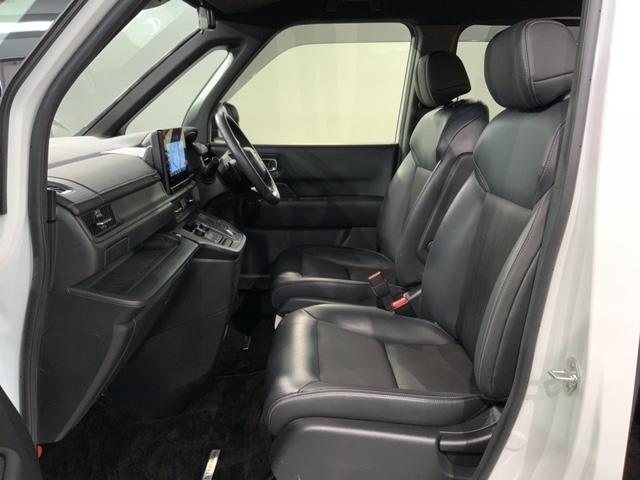 ステップワゴン ｅ：ＨＥＶスパーダ　Ｈ　ＳＥＮＳＩＮＧ　最長５年保証　ワンオ－ナ－　ナビＬＸＭ－２３７ＶＦＮｉ　ＴＶ　Ｒカメラ　ＣＤ録音　ＢＴオ－ディオ　ＤＶＤ　ドラレコ　Ｒモニタ－　ＥＴＣ　ＬＥＤライト　両側電動ドア　ＶＳＡ　クルコン（31枚目）